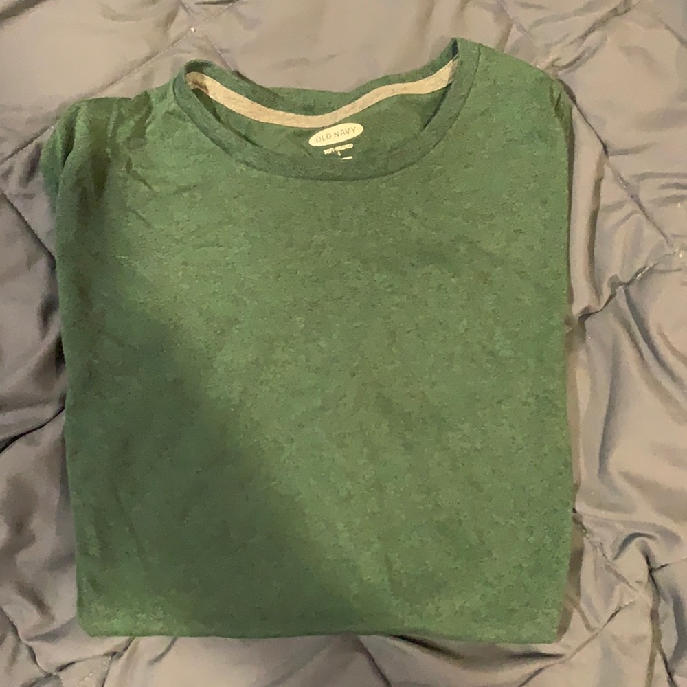 Men’s green t shirt